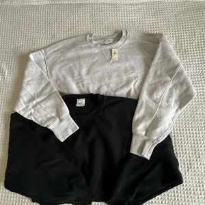 Aerie Gray and Black Men's Crewneck Sweaters